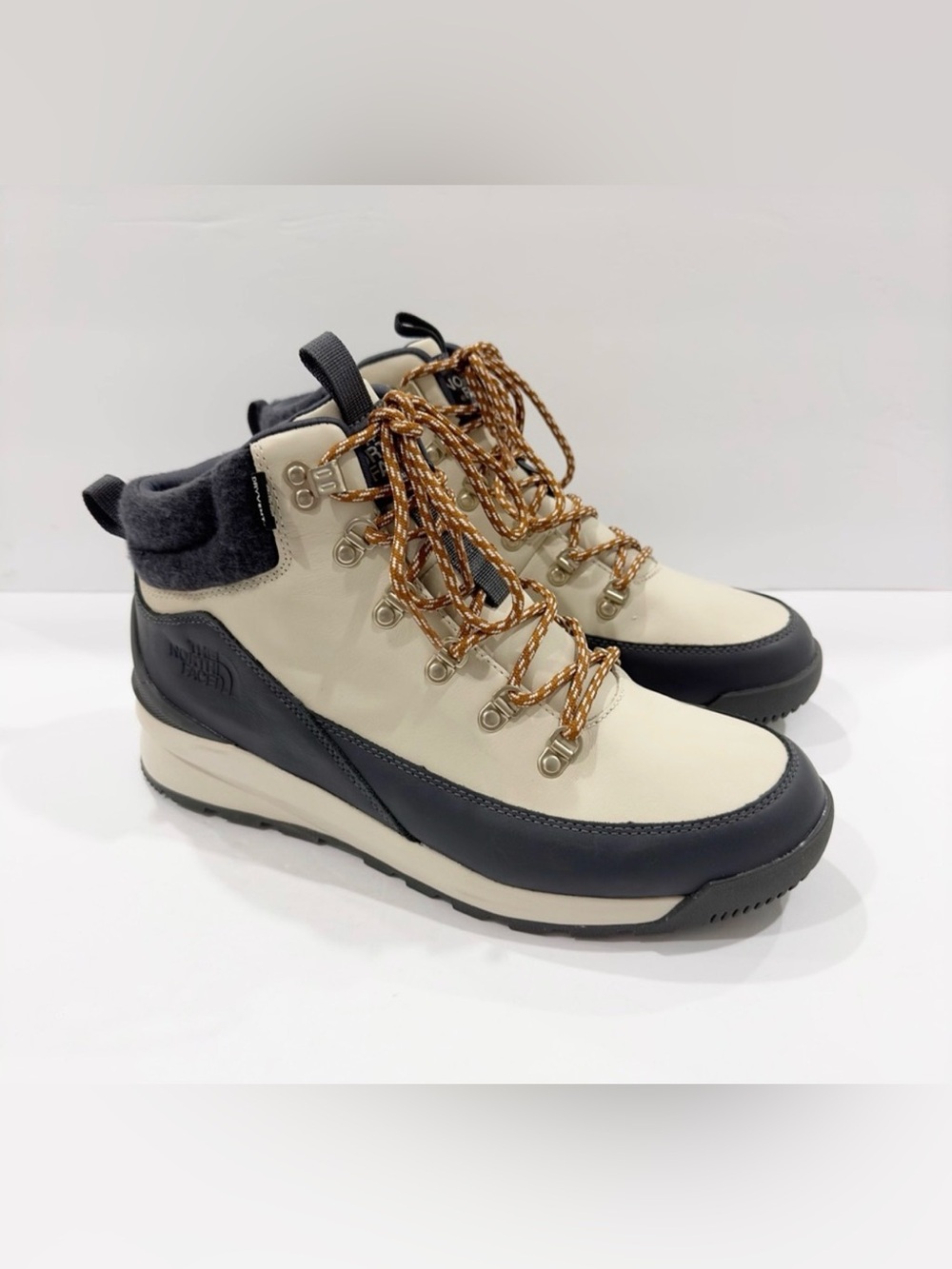 The North Face Back to Berkeley Mid Men’s Winter Boots